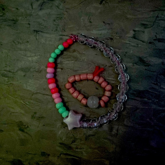 It's hand made - Picture 1 of 2